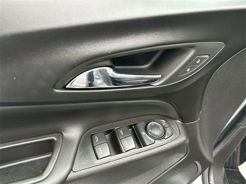 Certified 2024 Chevrolet Equinox LT image 22
