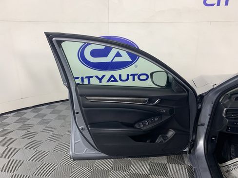 Used 2018 Honda Accord EX-L image 14