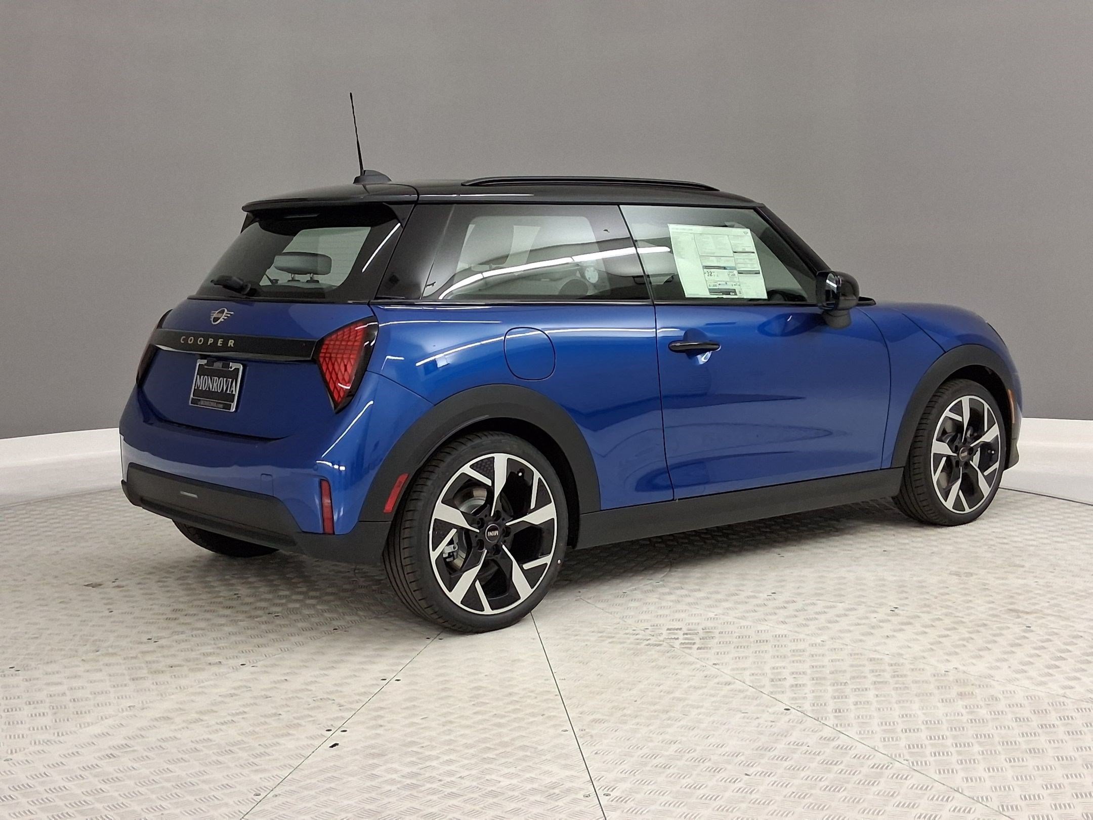 New 2026 MINI Cooper 2-Door Hardtop FWD image 6