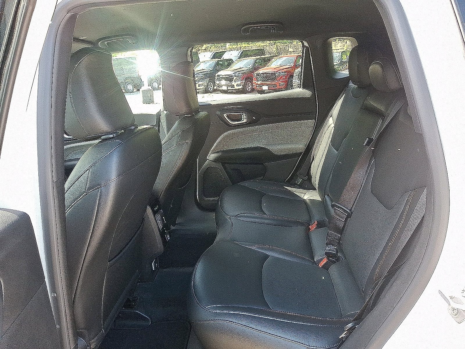 Certified 2023 Jeep Compass Latitude AWD/4WD image 11