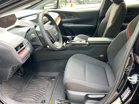 New 2026 Toyota Prius Plug-In Hybrid FWD image 9