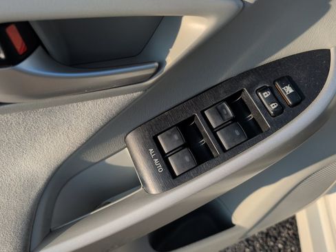 Used 2013 Toyota Prius Two FWD image 36