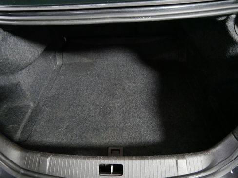 Used 2014 Buick LaCrosse Leather FWD image 18
