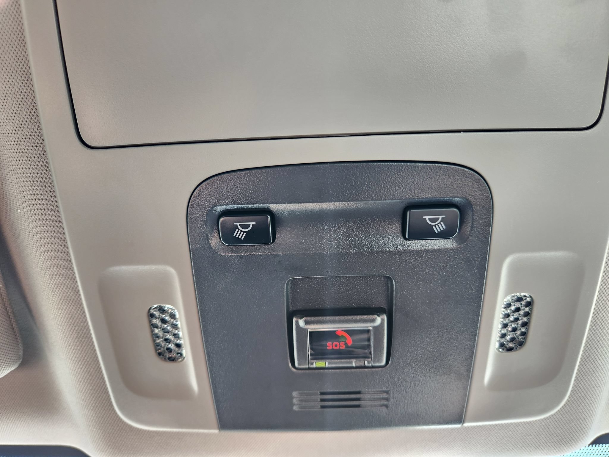 Used 2024 Toyota Camry SE w/ Cold Weather Package FWD image 29
