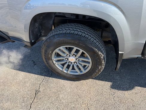 Certified 2024 Chevrolet Colorado LT w/ LT Convenience Package II image 29