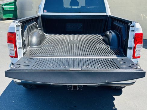 Used 2022 RAM 2500 Big Horn AWD/4WD image 44