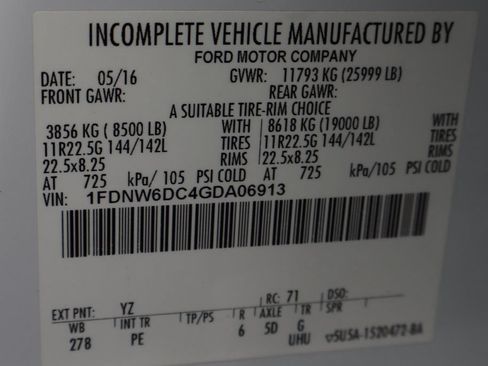 Used 2016 Ford F650 2WD Crew Cab Super Duty image 59