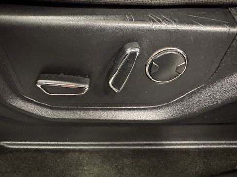 Used 2015 Ford F150 XLT w/ Equipment Group 302A Luxury image 20