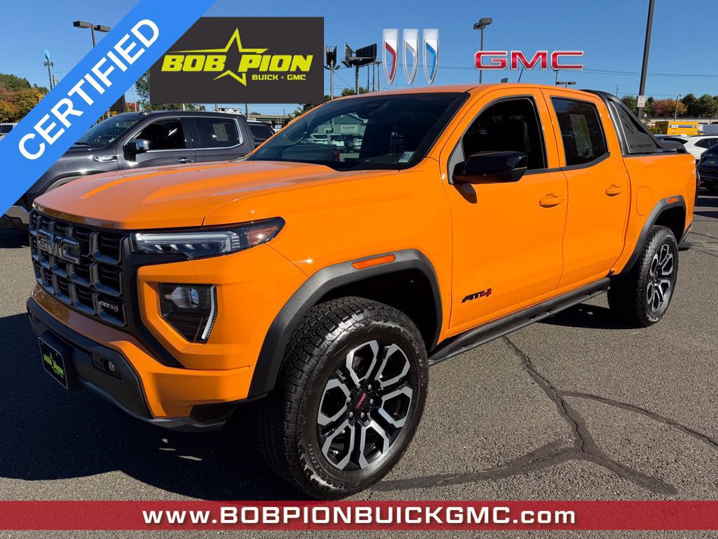 Certified 2025 GMC Canyon AT4 w/ Nightfall Edition AWD/4WD image 7