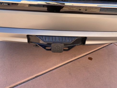 Used 2022 Toyota Highlander Platinum image 8