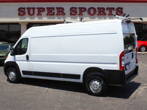 Used 2023 RAM ProMaster 2500 FWD image 5