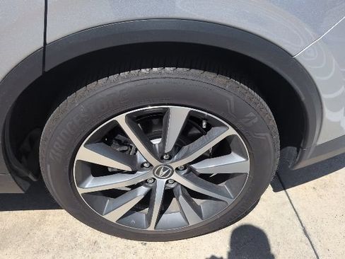 Used 2025 Acura MDX FWD w/ Technology Package image 5