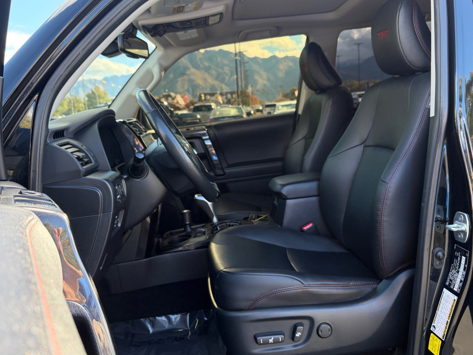 Used 2023 Toyota 4Runner TRD Off-Road Premium w/ Moonroof Package AWD/4WD image 11
