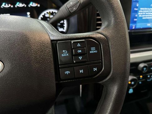 Used 2025 Ford F250 XLT image 33