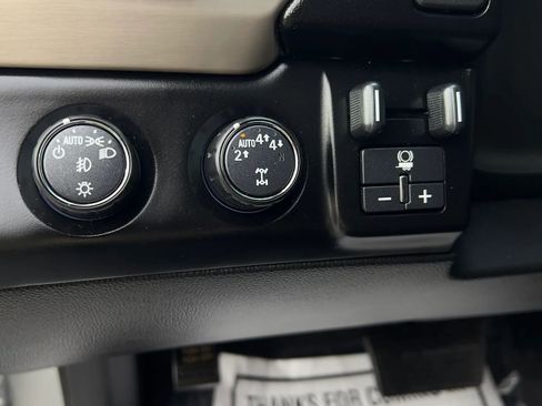 Used 2020 GMC Yukon XL Denali w/ Open Road Package image 25