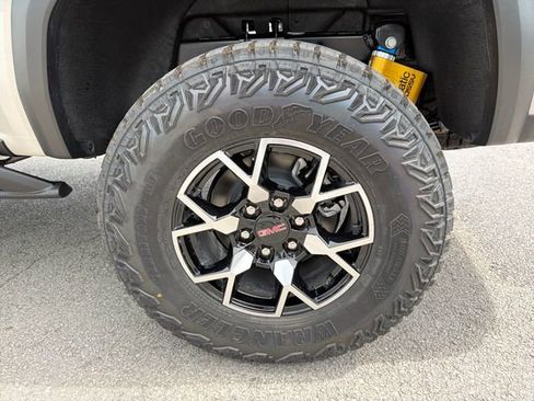 New 2026 GMC Canyon AT4X AWD/4WD image 26