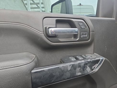 Used 2020 GMC Sierra 2500 Denali w/ Denali Ultimate Package image 11