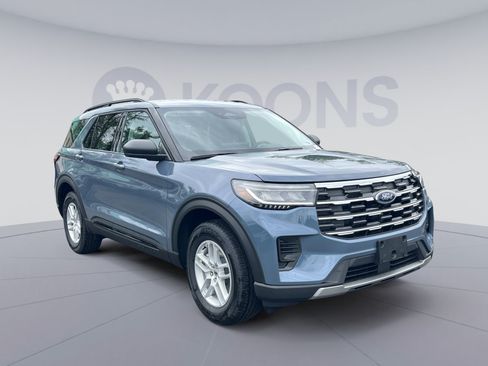New 2026 Ford Explorer Active AWD/4WD image 2