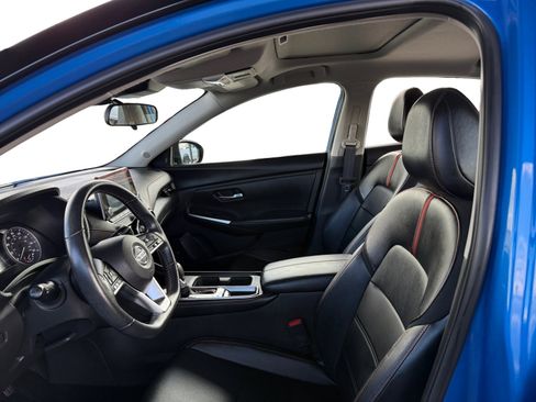 Used 2023 Nissan Sentra SR w/ SR Premium Package FWD image 10