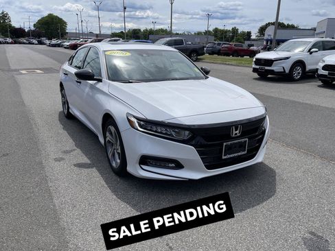Used 2020 Honda Accord EX image 1
