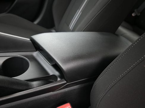 Certified 2025 Hyundai Elantra Sport image 13