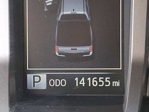 Used 2017 Toyota Tacoma SR5 image 18