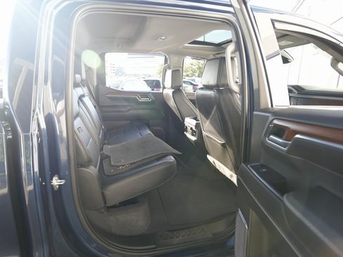 Used 2023 GMC Sierra 1500 Denali w/ Denali Reserve Package image 19