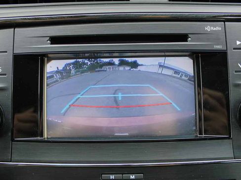 Used 2015 Toyota Avalon XLE FWD image 13
