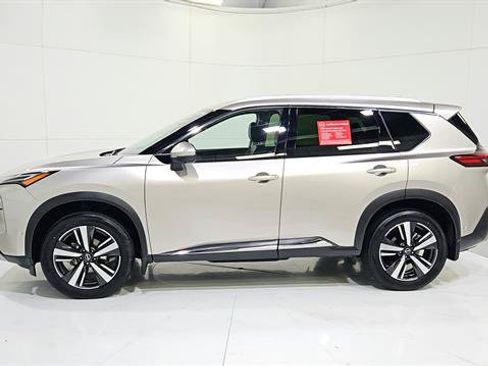 Certified 2023 Nissan Rogue Platinum FWD image 5