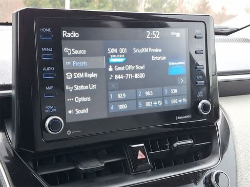 Used 2022 Toyota Corolla Cross LE image 14