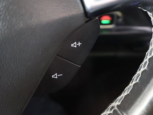 Used 2020 Chevrolet Camaro LT image 38