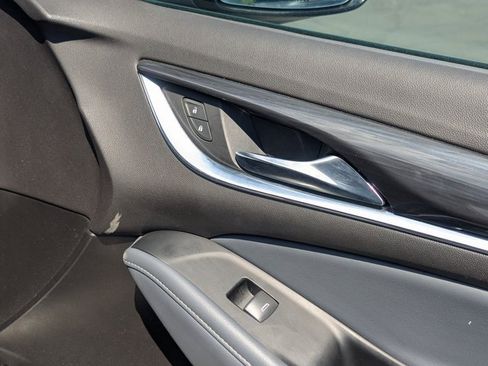 Used 2024 Buick Enclave Premium image 39