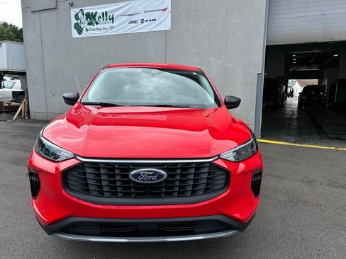 Used 2024 Ford Escape Active AWD/4WD image 9
