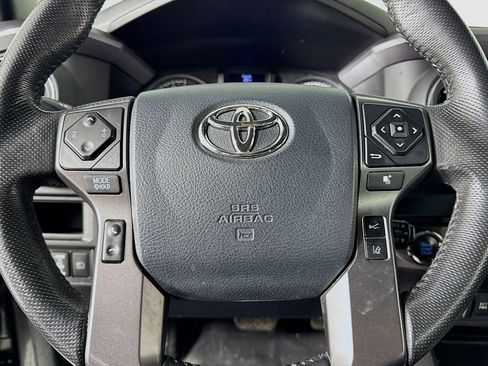 Used 2019 Toyota Tacoma TRD Off-Road image 35