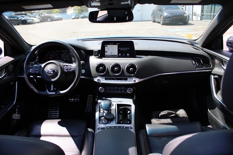 Used 2019 Kia Stinger GT2 AWD/4WD image 16
