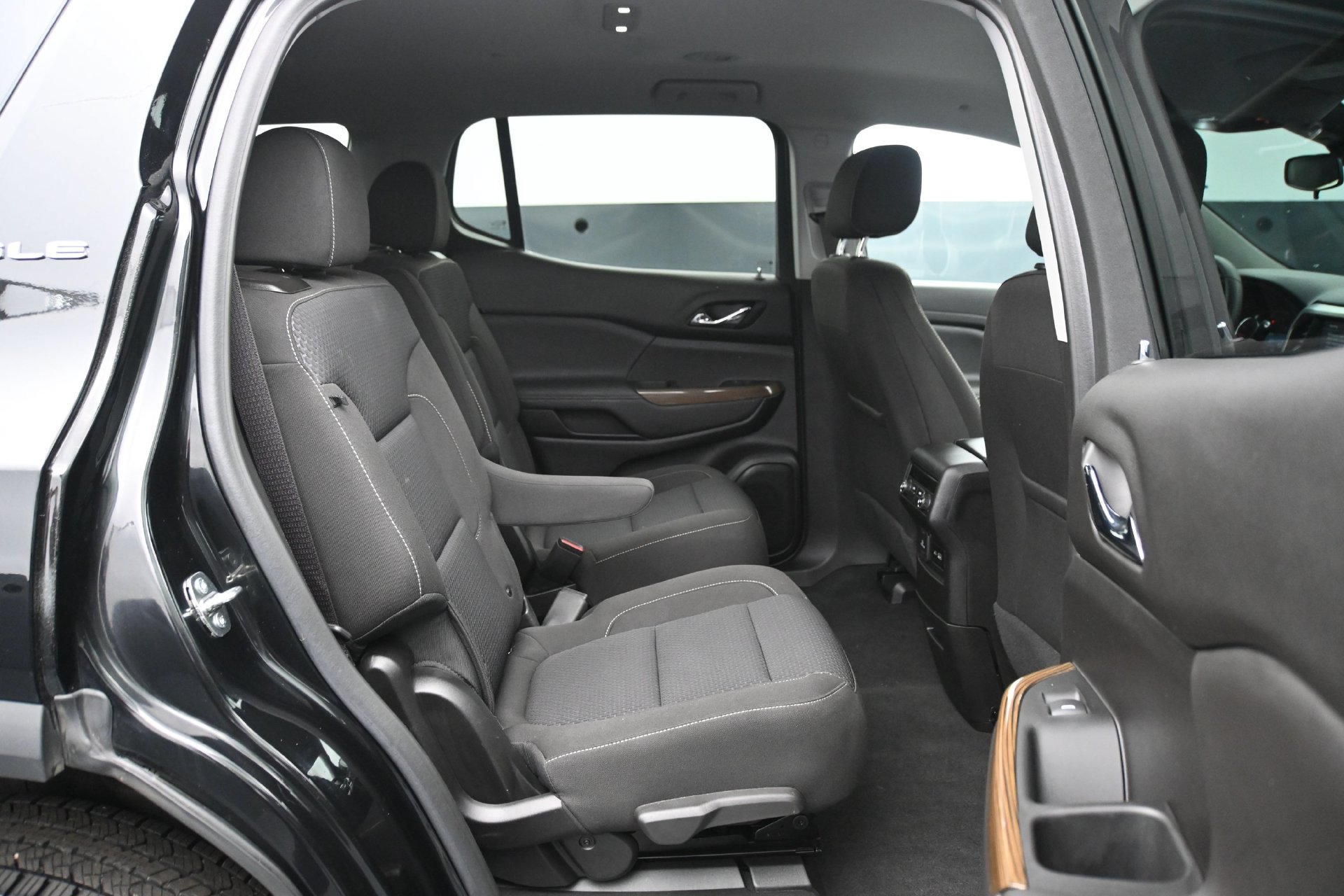 Used 2023 GMC Acadia SLE w/ Driver Convenience Package AWD/4WD image 14