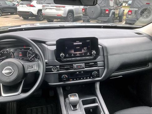 Certified 2024 Nissan Pathfinder S image 19