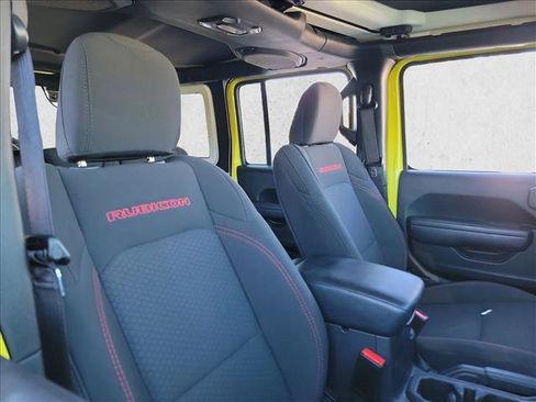 Used 2023 Jeep Wrangler Rubicon w/ Cold Weather Group image 15