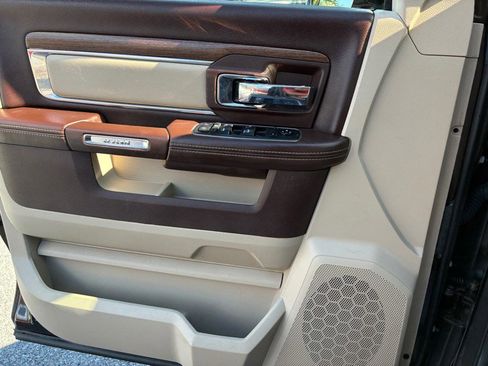 Used 2017 RAM 1500 Laramie w/ Convenience Group image 15