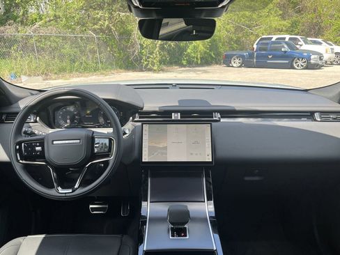 New 2026 Land Rover Range Rover Velar Dynamic SE image 14