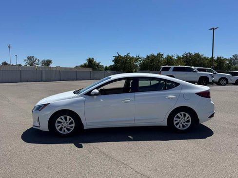 Used 2019 Hyundai Elantra SE FWD image 6