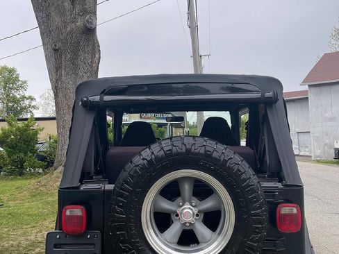 Used 1998 Jeep Wrangler SE AWD/4WD image 10