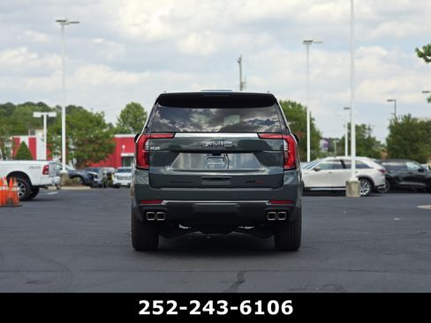 Used 2026 GMC Yukon AT4 w/ AT4 Premium Plus Package AWD/4WD image 6