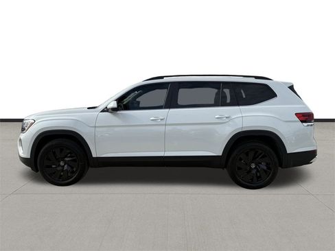 New 2026 Volkswagen Atlas SE image 8