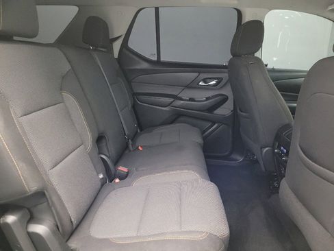 Used 2021 Chevrolet Traverse LS FWD image 19