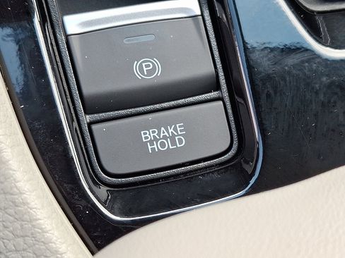 Used 2024 Honda Accord EX-L image 26