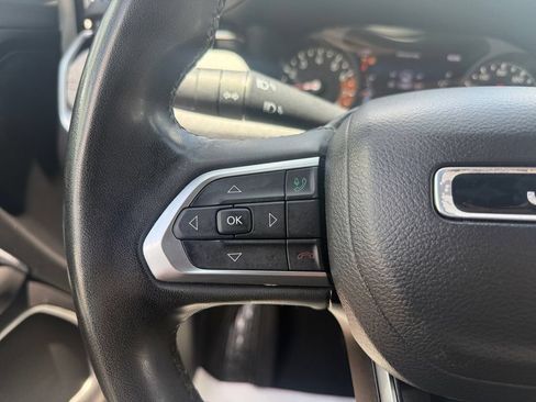 Used 2023 Jeep Compass Latitude AWD/4WD image 23