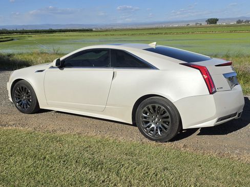 Used 2012 Cadillac CTS Performance RWD image 3
