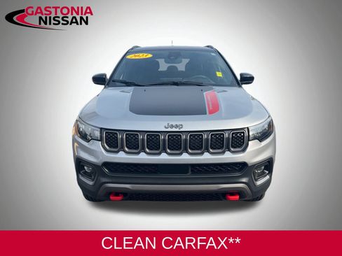 Used 2023 Jeep Compass Trailhawk image 5