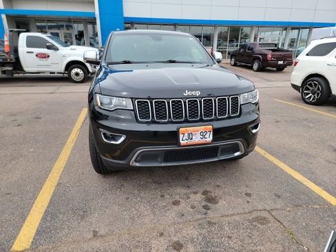 Used 2022 Jeep Grand Cherokee Limited image 2